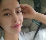 <i>Less makeup</i> tetap menawan