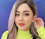 <i>Chic</i> dengan gaya <i>colorful</i>