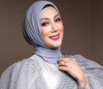 Seorang artis multitalenta 