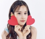 Visual yang <i>Charming</i>