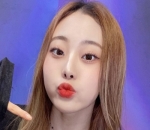 <i>Beauty Vlogger</i>