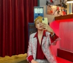 <i>Stand Out</i> Dengan Suit Motif