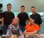 mulai 'go public'
