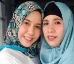 potret bareng bunda
