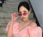Elegan Dengan <i>Outfit</i> Serba Pink