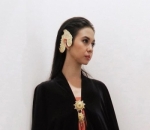<i>Stand Out</i> Dengan Batik