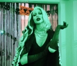 Totalitas Saat Halloween