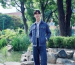 <i>Stand Out</i> Dengan <i>Denims</i>