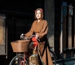 <i>super chic</i> dengan batik
