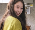 Cantik Saat <i>Bare Face</i>
