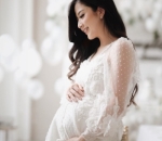 Pamer <i>Baby Bump</i>
