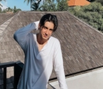 Tetap Ganteng Saat <i>Bare Face</i>