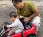 Gala belajar nyetir sama Opa