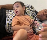 Santai bersama opa