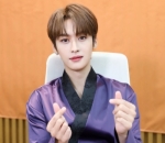 <i>Charming</i> Dalam Balutan Hanbok