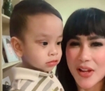 Tangis Gala berhenti usai digendong Bebizie