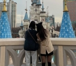 Hyeri Girl's Day dan Kang Mina eks IOI