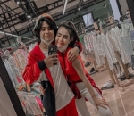 Kenakan <i>outfit match</i>