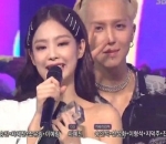 Song Mino Dampingi Jennie Saat <i>Encore</i>
