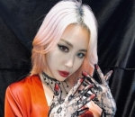 Pancarkan Pesona <i>Girl Crush</i>