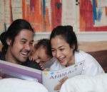 Momen asuh anak