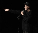Juara 'stand up comedy'