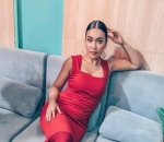 <i>stunning</i> umur 43 tahun