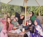 bersama rekan