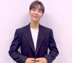 sering muncul di <i>variety show</i>