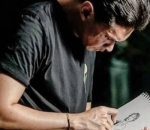 memiliki keahlian menggambar