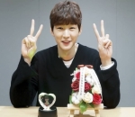 Awet Imut