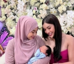 Bareng aunty millendaru