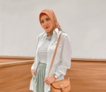 Tak ingin buka hijab demi job