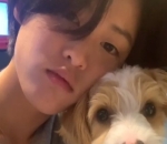 Pose Lucu Bersama Anjing Kesayangan