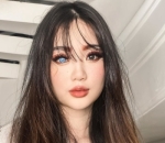 Pakai <i>Contact Lens</i> Beda Warna