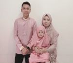 Tampil Kompak Dengan Ayah Bunda
