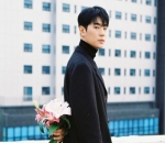 Pancarkan Pesona <i>Boyfriend Material</i>