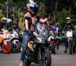 dipuji keren oleh netizen