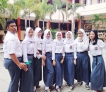 Momen putih abu-abu