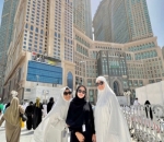 senyum bikin adem Fuji bersama Septia Siregar