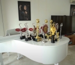 Piala bertebaran