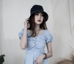 Dipadukan dengan dress