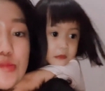 Aghni Yang Super Clingy