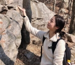 Momen Mendaki Bukhansan Baegundae