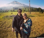 Bahagia dengan gaya sederhana