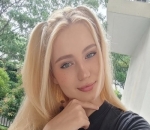 mantan model asal rusia