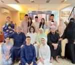 Bersama keluarga besar