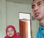 Menegur April Yang Bicara Dengan Nada Tinggi