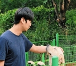 Tampan dan penyayang