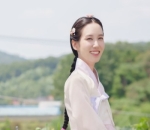 Stand Out Dengan Hanbok
